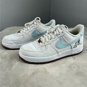 Nike Air Force 1 Indigo - Cream and Light Blue Floral Sneakers